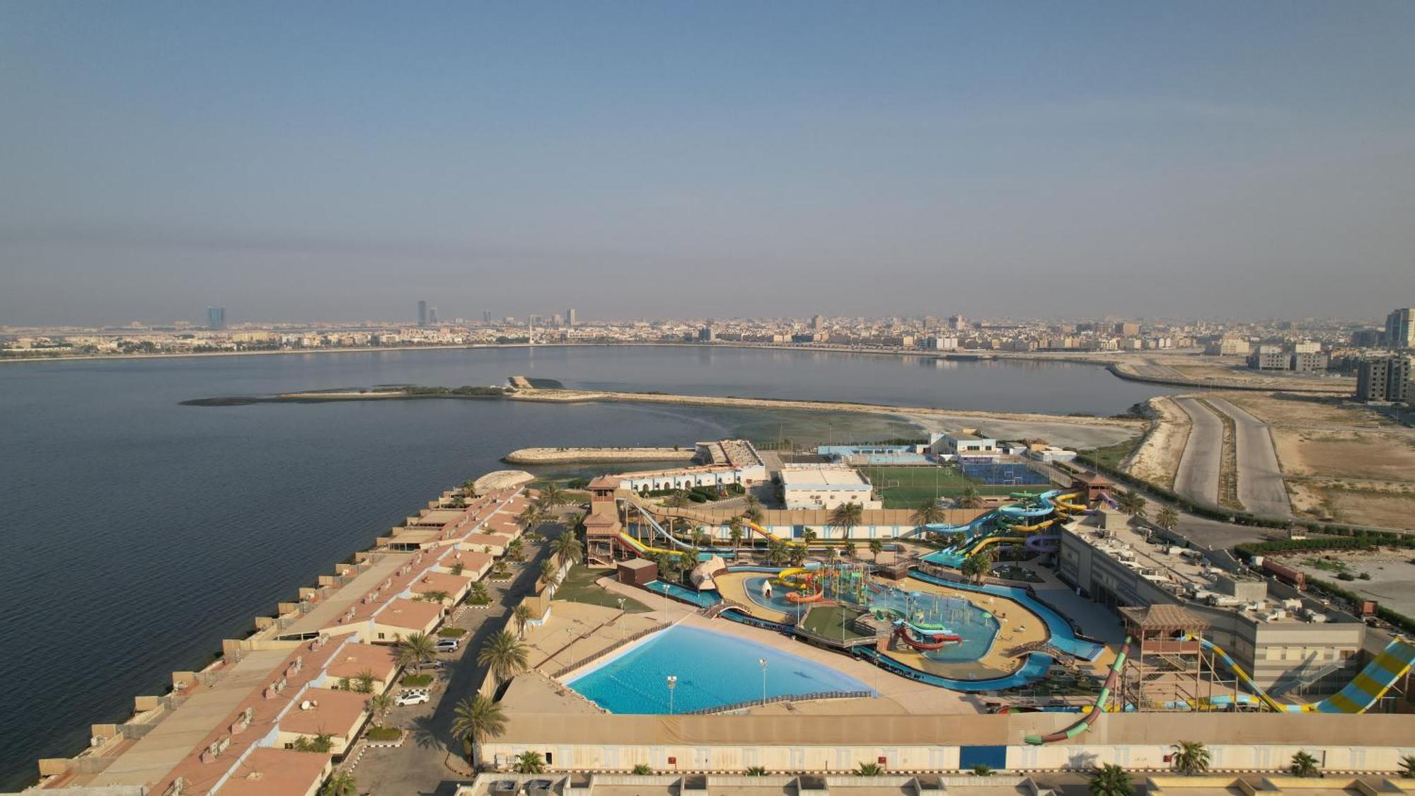 Sea Club Chalet