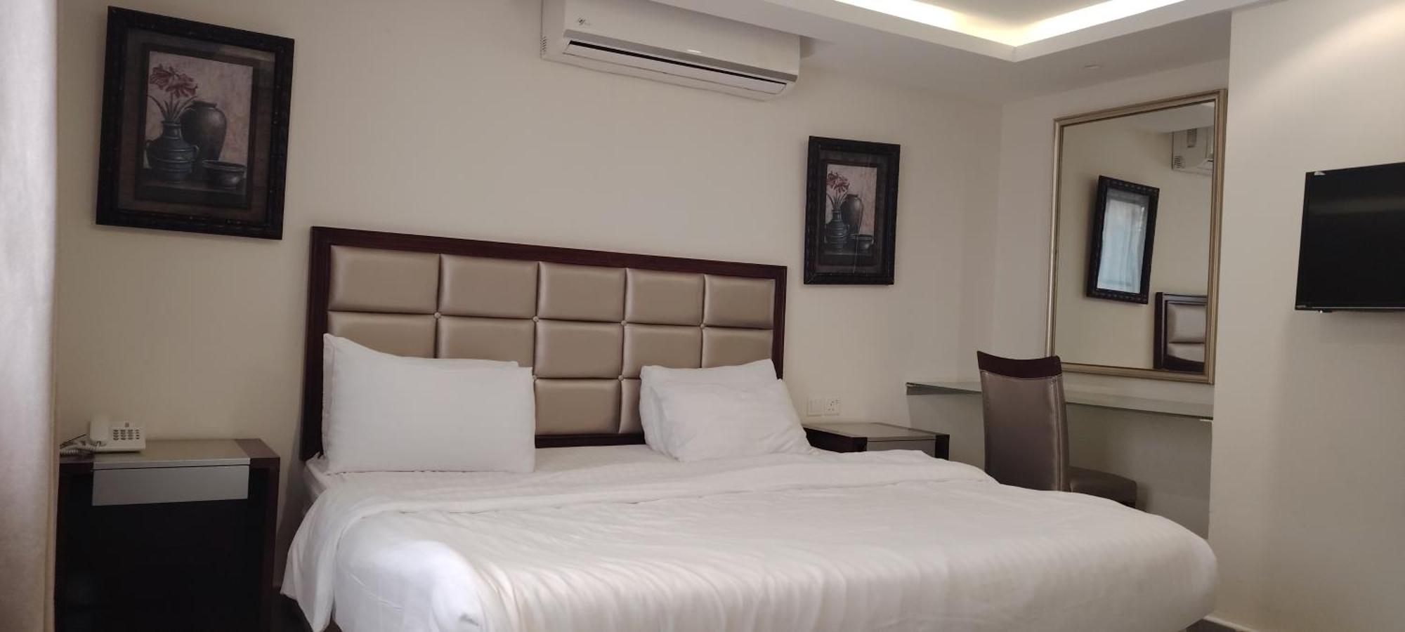 Sea Club Chalet